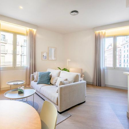 Fisa Rentals Ramblas Apartments Barcelona Ngoại thất bức ảnh