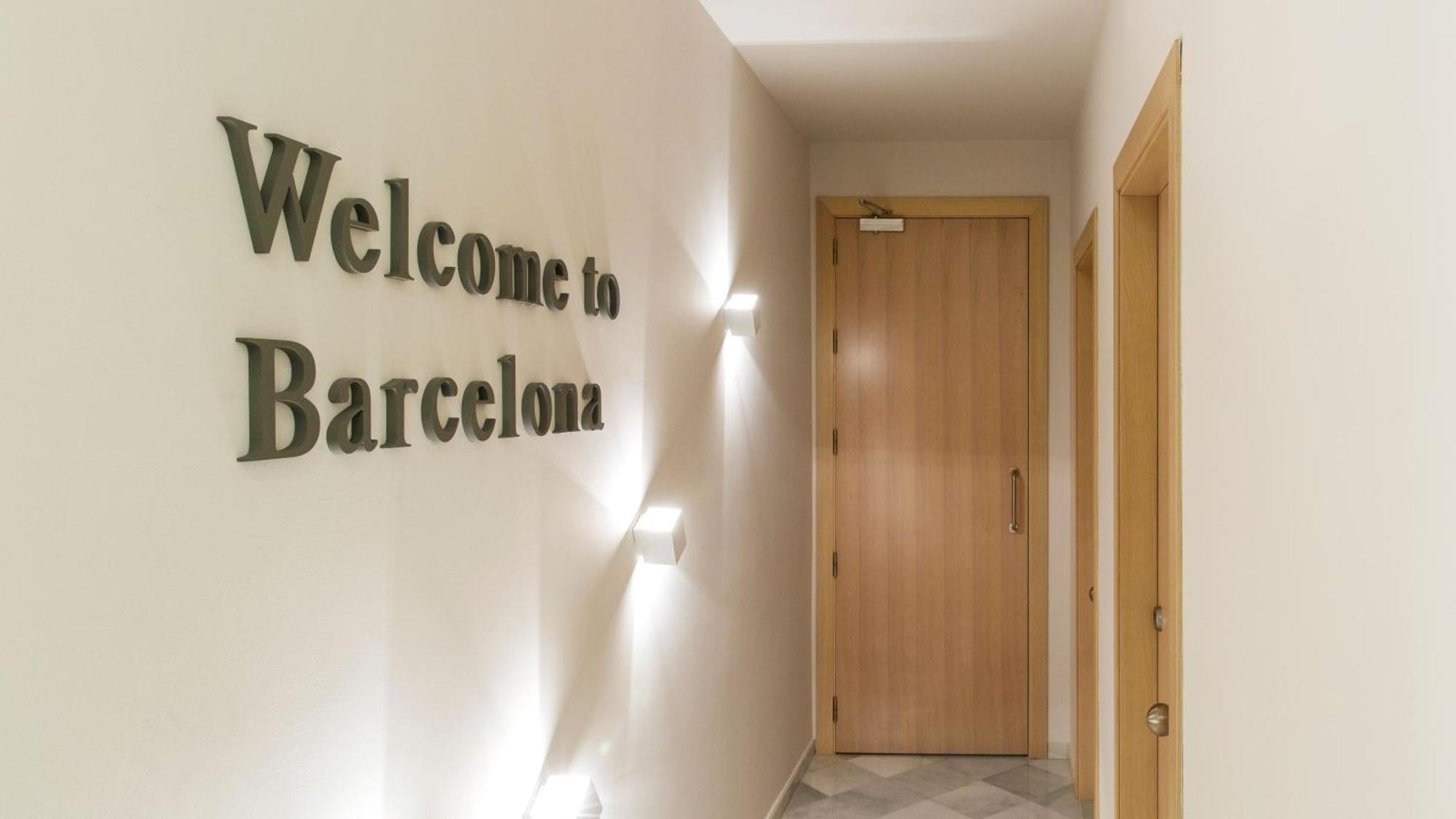 Fisa Rentals Ramblas Apartments Barcelona Ngoại thất bức ảnh